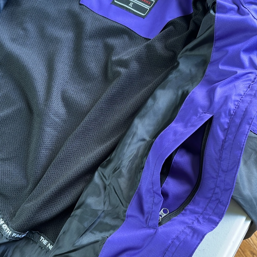 The North Face Vintage Summit Series Gore-Tex Jacket Waterproof Purple XL - Picture 10 of 16